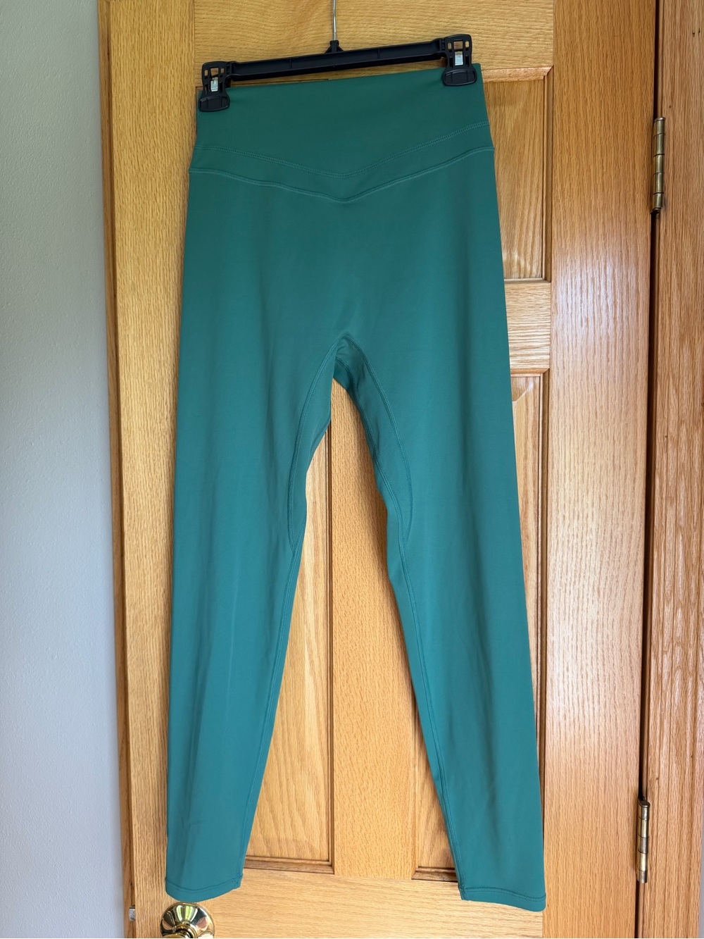 Vitality High Rise V Waistband Leggings Green Women’s Size Large V-Front